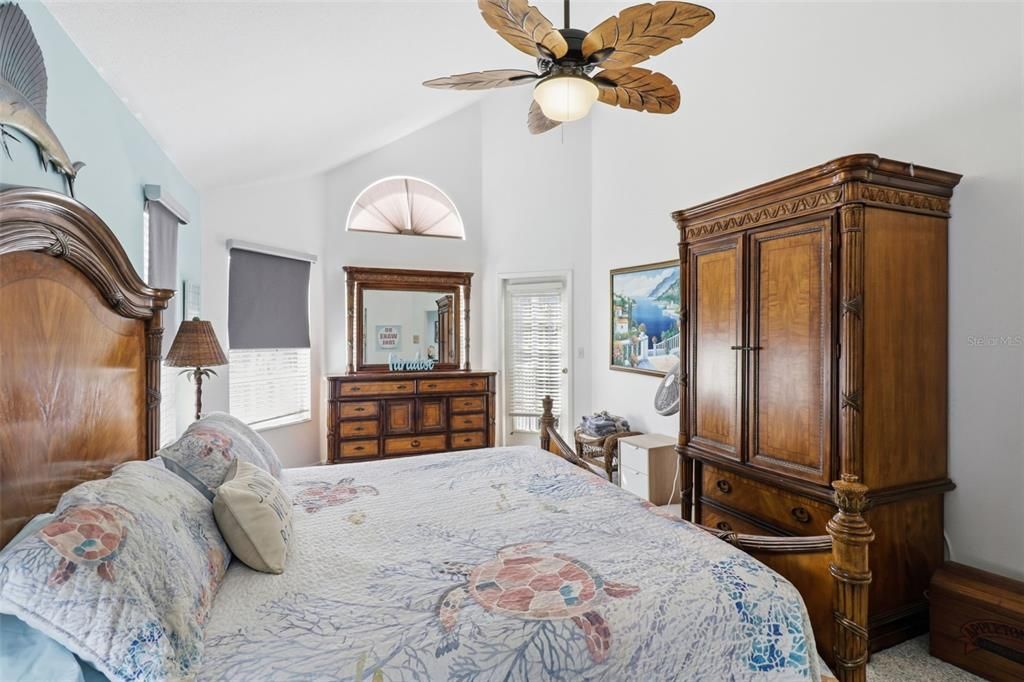 For Sale: $619,000 (3 beds, 3 baths, 1980 Square Feet)