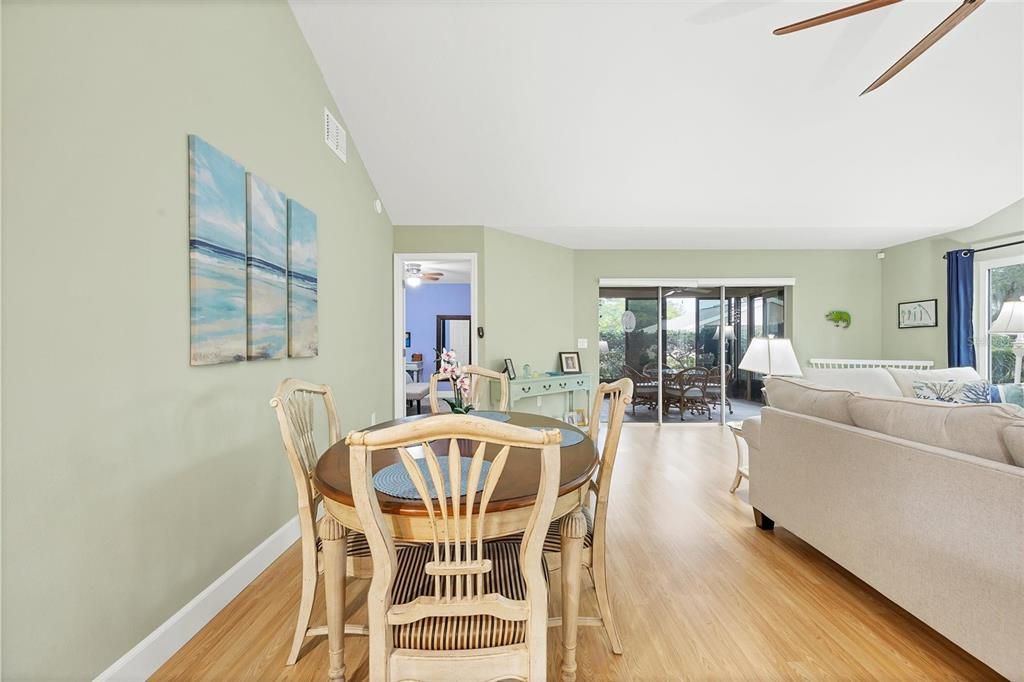 Active With Contract: $279,900 (3 beds, 2 baths, 1451 Square Feet)