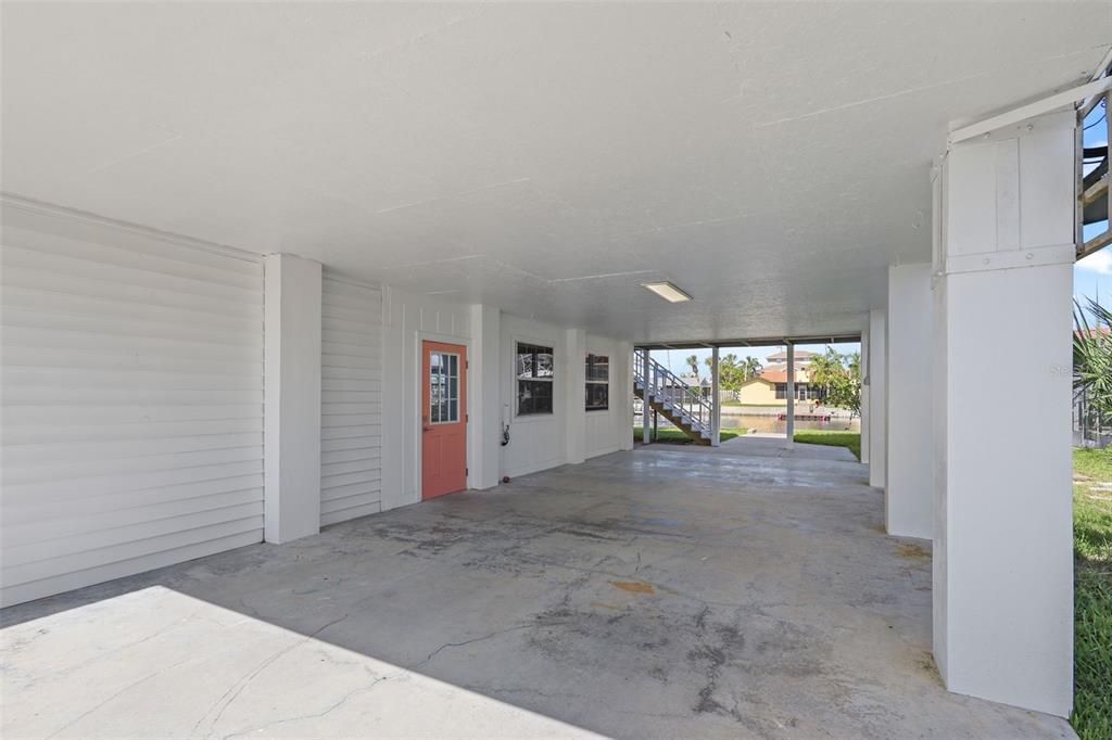 Active With Contract: $619,900 (3 beds, 2 baths, 1470 Square Feet)