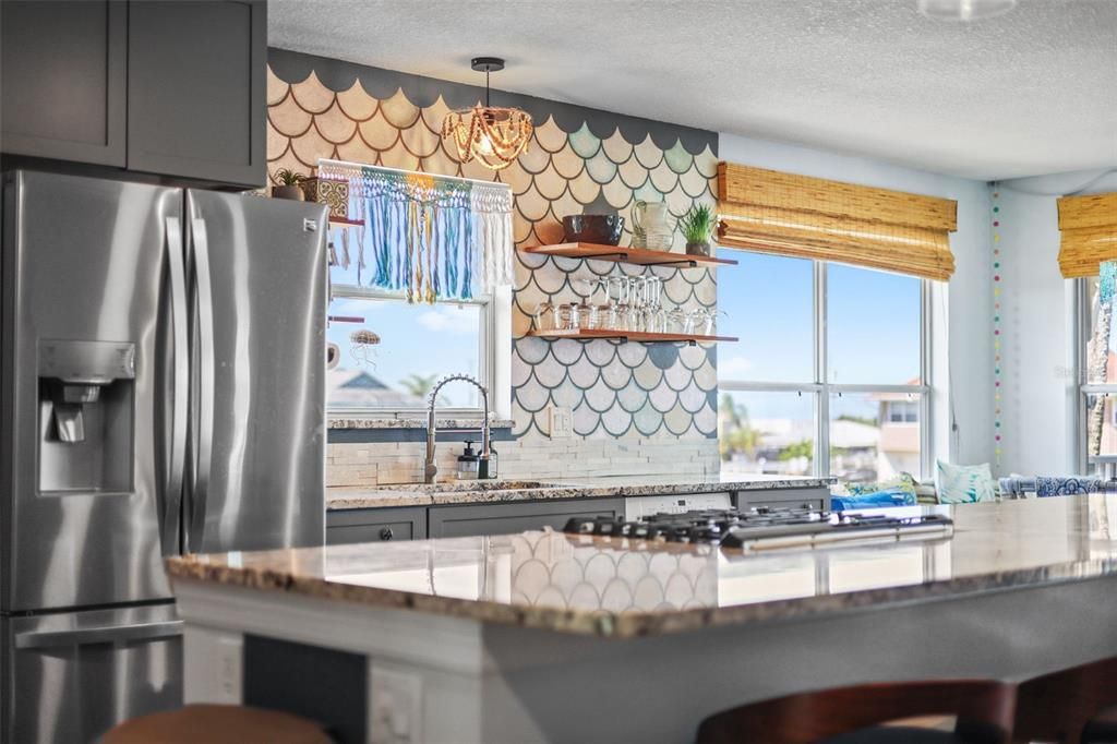 Active With Contract: $619,900 (3 beds, 2 baths, 1470 Square Feet)