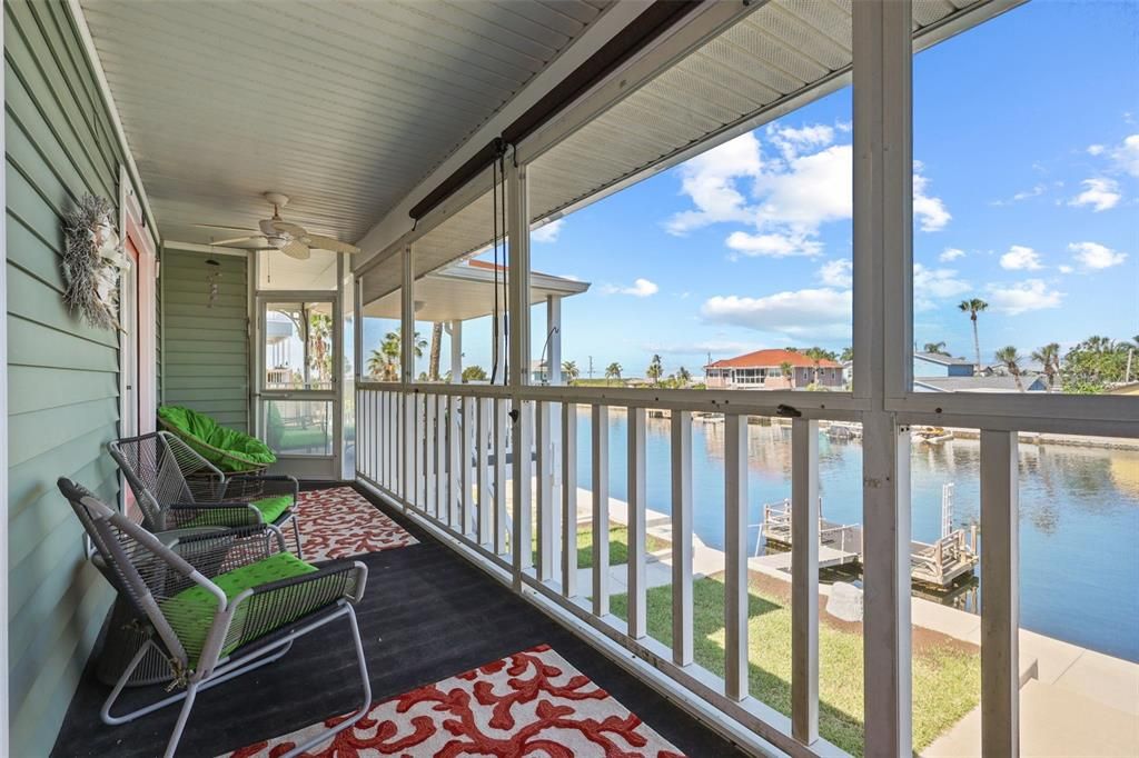 Active With Contract: $619,900 (3 beds, 2 baths, 1470 Square Feet)