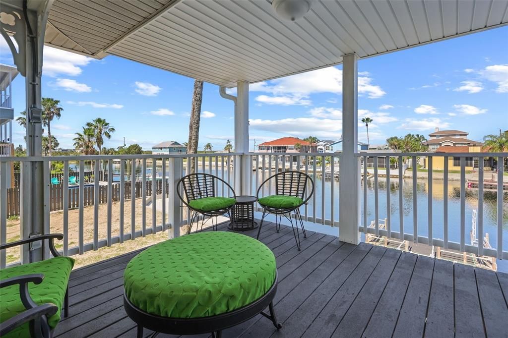 Active With Contract: $619,900 (3 beds, 2 baths, 1470 Square Feet)