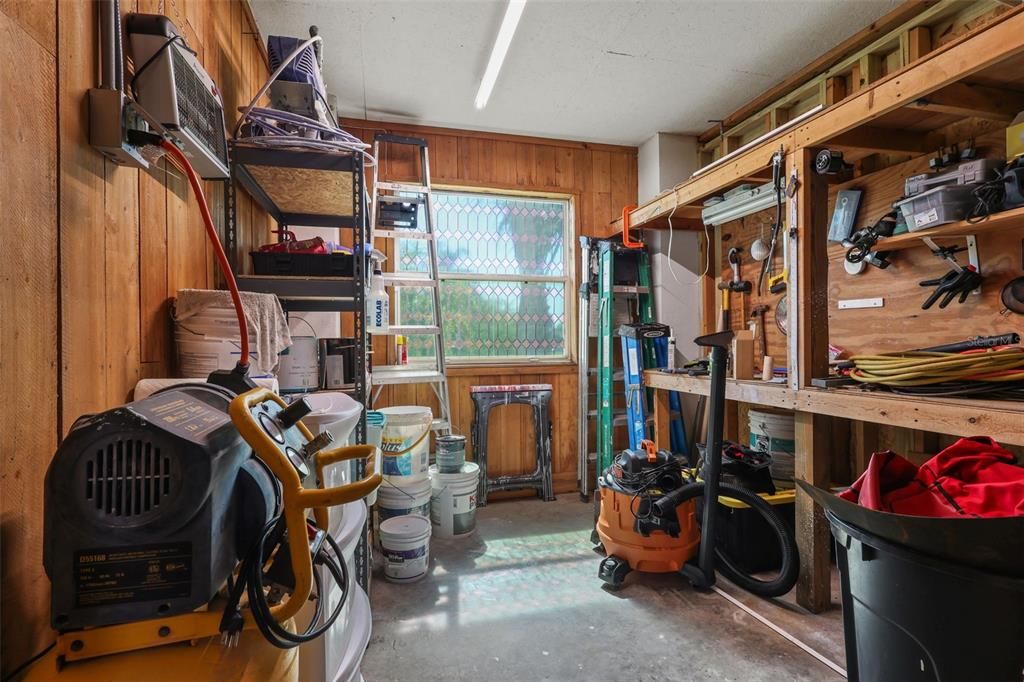 Active With Contract: $619,900 (3 beds, 2 baths, 1470 Square Feet)