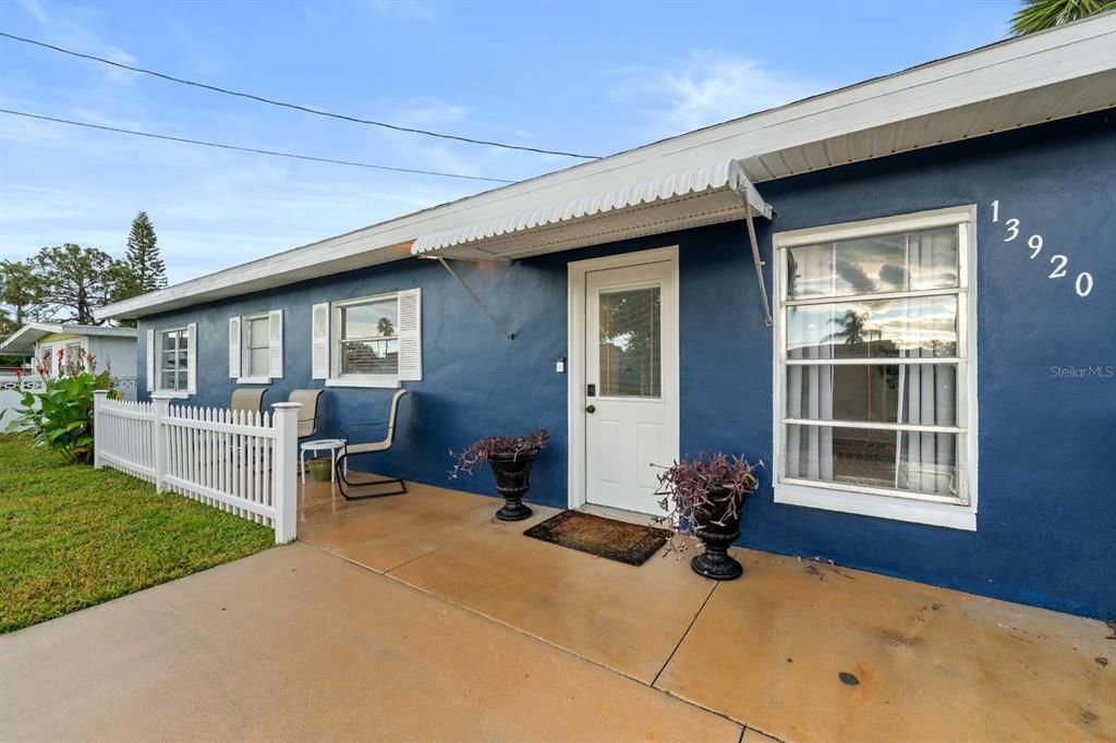 待售: $299,000 (2 贝兹, 2 浴室, 1152 平方英尺)