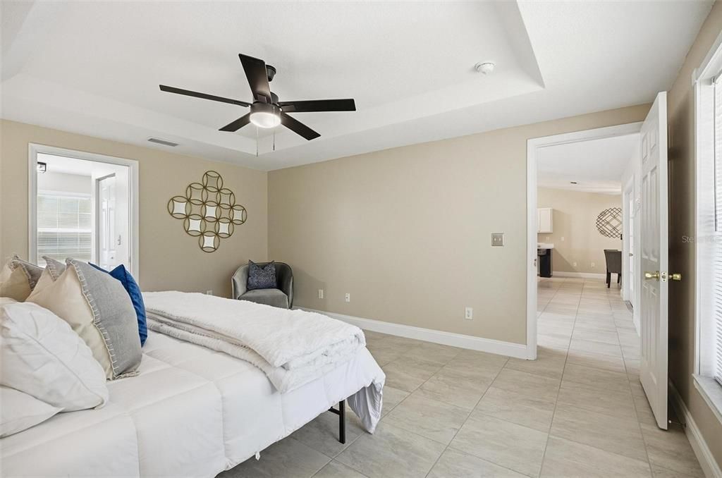 合同活跃: $315,000 (3 贝兹, 2 浴室, 1532 平方英尺)