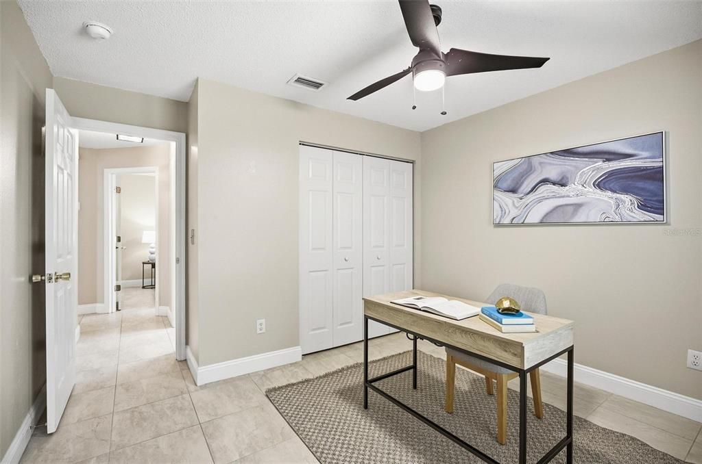 合同活跃: $315,000 (3 贝兹, 2 浴室, 1532 平方英尺)