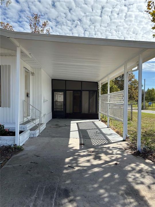 For Sale: $199,900 (2 beds, 2 baths, 1328 Square Feet)