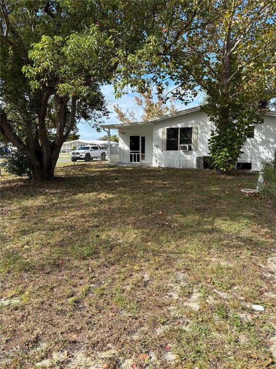 For Sale: $199,900 (2 beds, 2 baths, 1328 Square Feet)