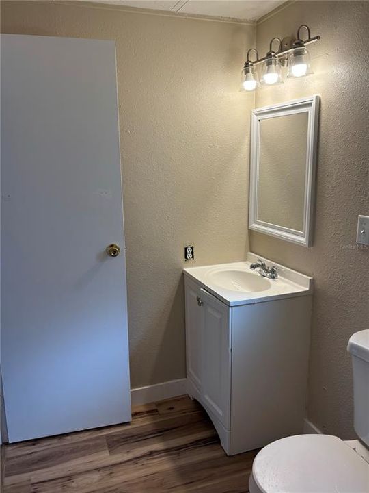 For Sale: $199,900 (2 beds, 2 baths, 1328 Square Feet)