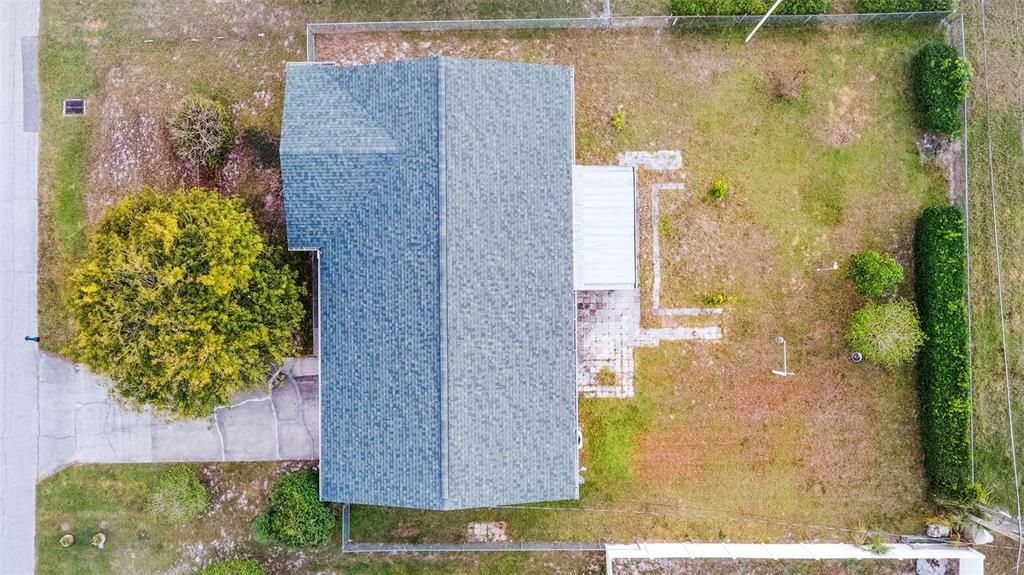 合同活跃: $250,000 (2 贝兹, 2 浴室, 1527 平方英尺)