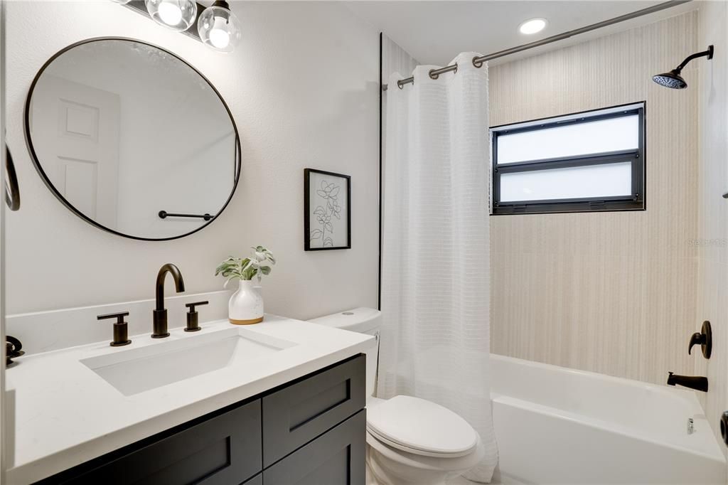 Active With Contract: $399,000 (3 beds, 2 baths, 1211 Square Feet)