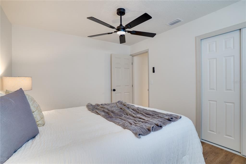 Active With Contract: $399,000 (3 beds, 2 baths, 1211 Square Feet)