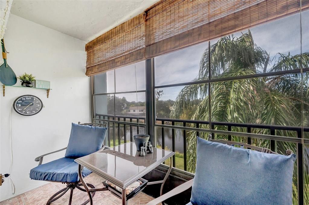 For Rent: $1,600 (1 beds, 1 baths, 915 Square Feet)