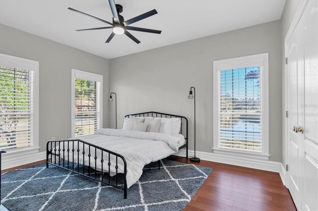 待售: $725,000 (4 贝兹, 4 浴室, 3288 平方英尺)