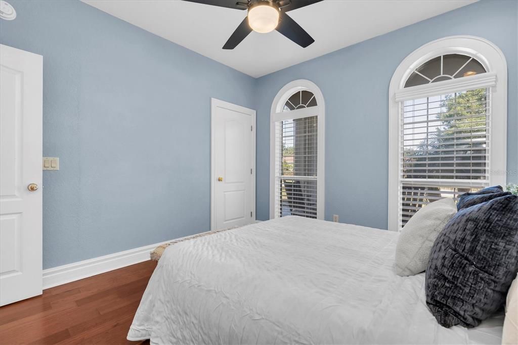 待售: $725,000 (4 贝兹, 4 浴室, 3288 平方英尺)