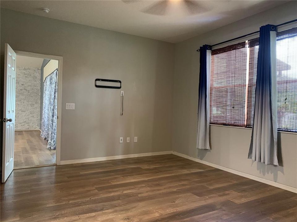 На продажу: $419,000 (3 спален, 2 ванн, 2029 Квадратных фут)