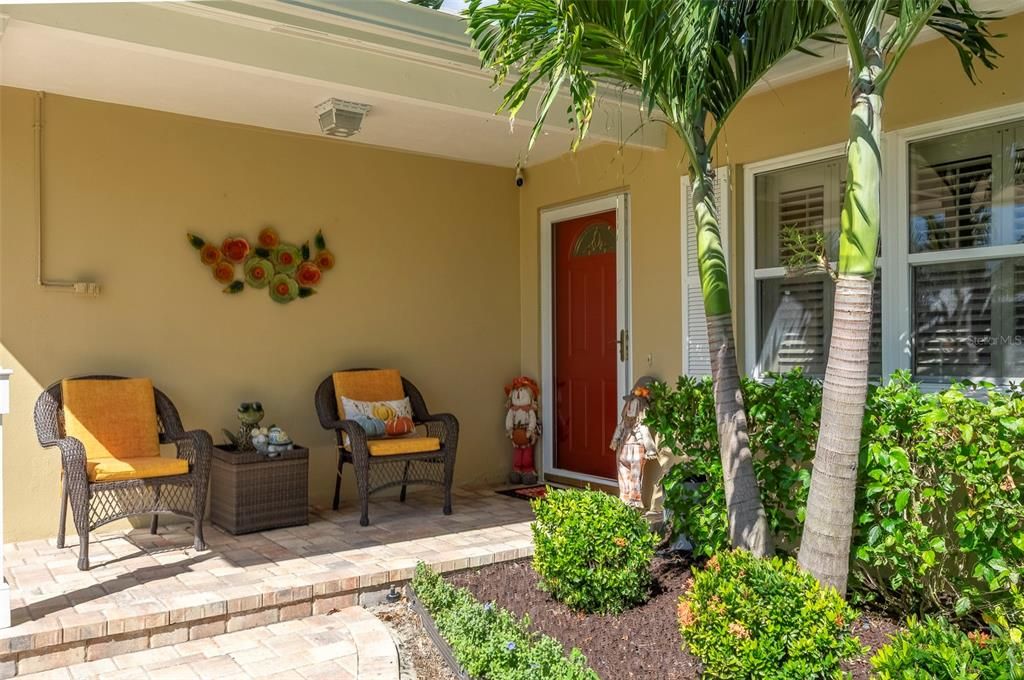 待售: $415,000 (2 贝兹, 1 浴室, 1228 平方英尺)