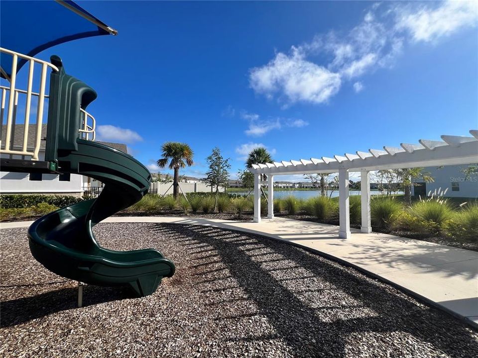 En Renta: $2,350 (3 camas, 2 baños, 1673 Pies cuadrados)