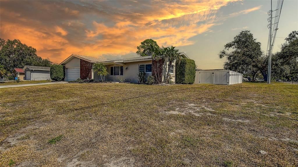 待售: $497,988 (3 贝兹, 2 浴室, 1626 平方英尺)