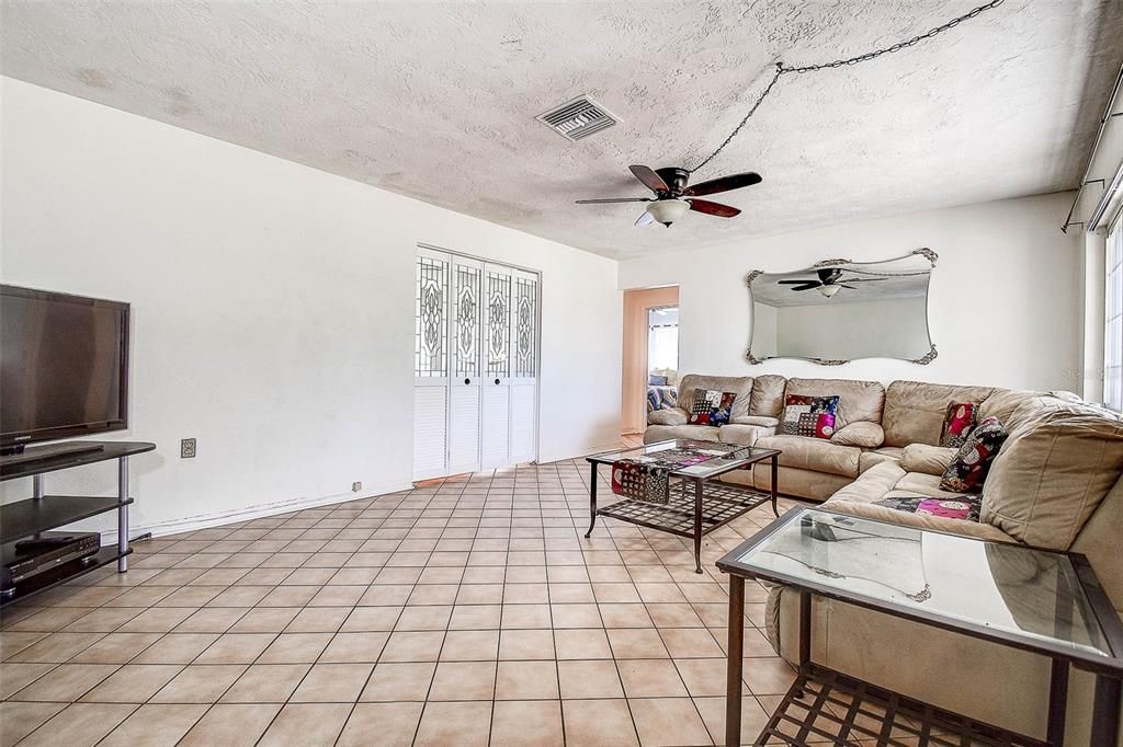 待售: $497,988 (3 贝兹, 2 浴室, 1626 平方英尺)