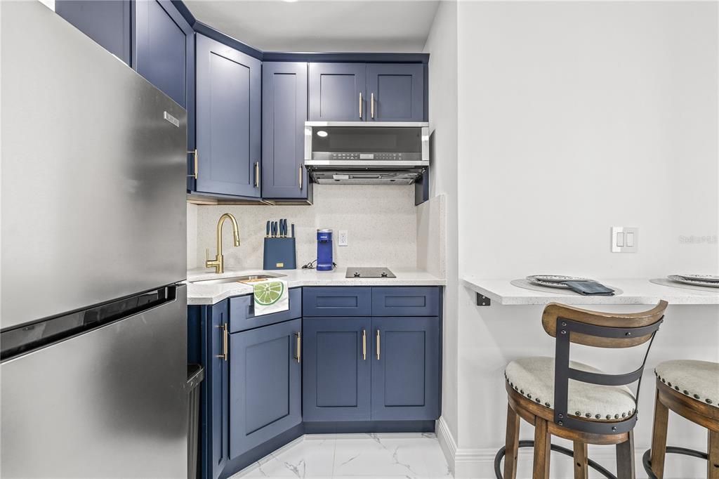 合同活跃: $434,500 (4 贝兹, 3 浴室, 1492 平方英尺)