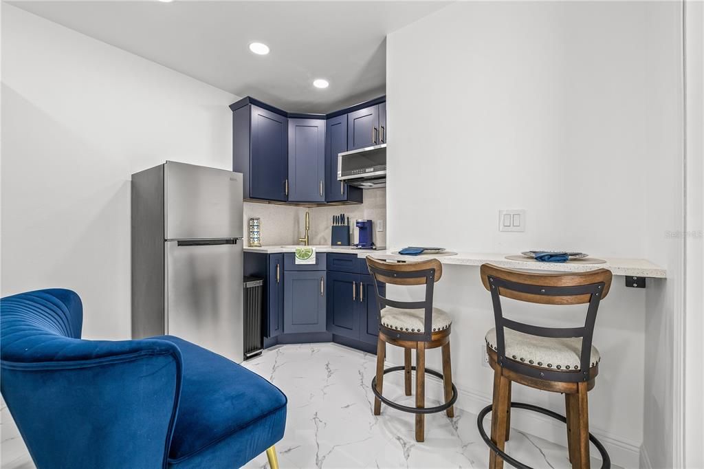 合同活跃: $434,500 (4 贝兹, 3 浴室, 1492 平方英尺)