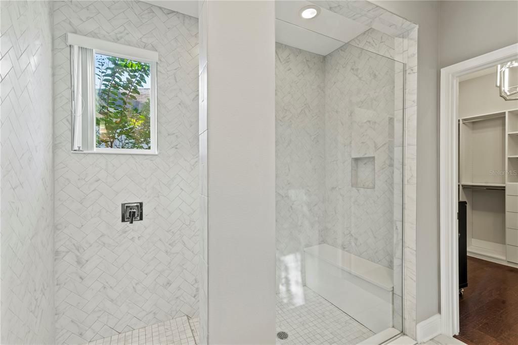 For Sale: $485,000 (3 beds, 2 baths, 1938 Square Feet)