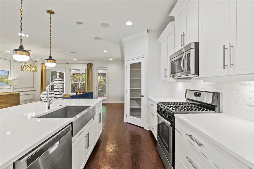 For Sale: $485,000 (3 beds, 2 baths, 1938 Square Feet)