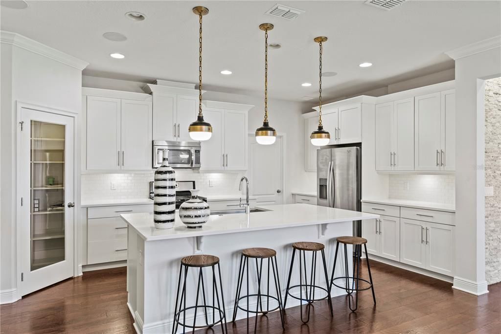 For Sale: $485,000 (3 beds, 2 baths, 1938 Square Feet)