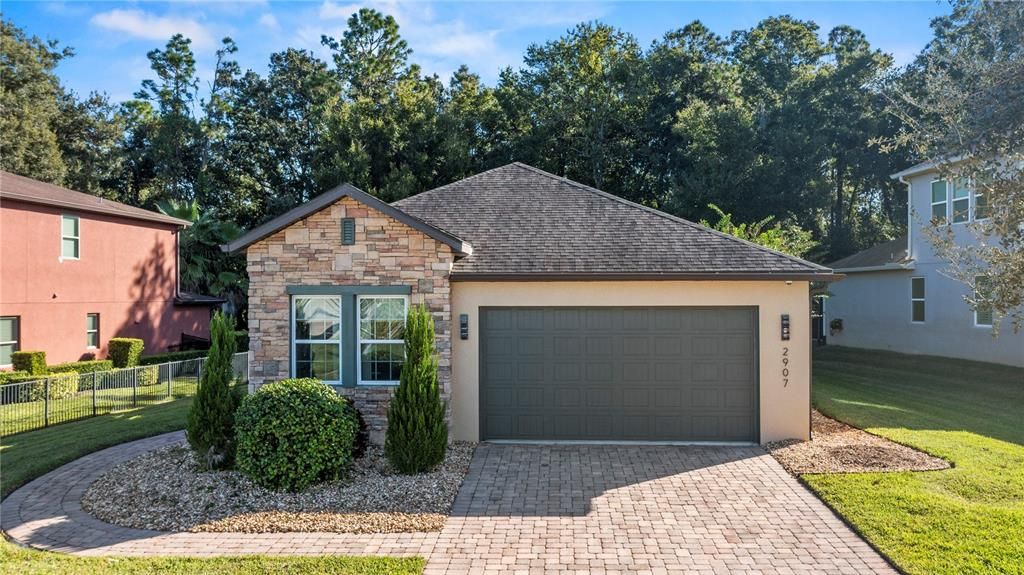 For Sale: $485,000 (3 beds, 2 baths, 1938 Square Feet)