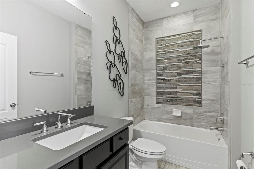 For Sale: $485,000 (3 beds, 2 baths, 1938 Square Feet)