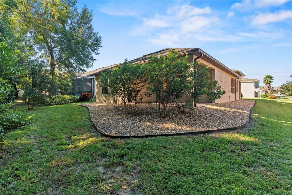 For Sale: $485,000 (3 beds, 2 baths, 1938 Square Feet)