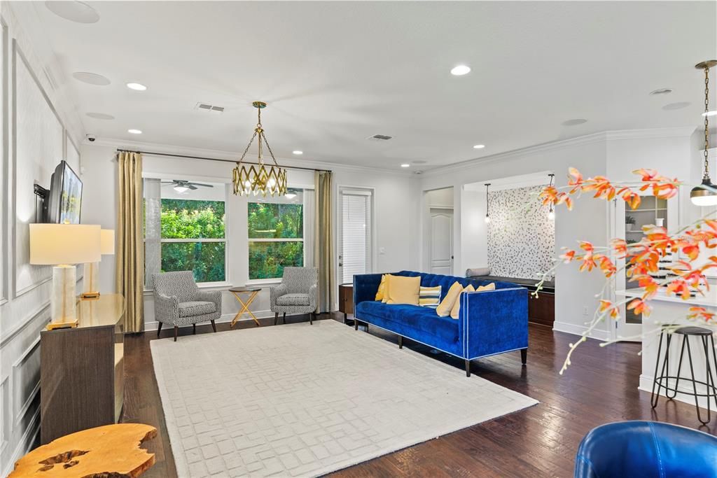 For Sale: $485,000 (3 beds, 2 baths, 1938 Square Feet)