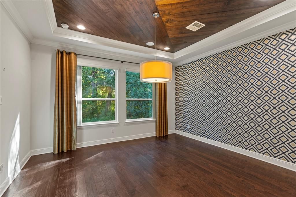 For Sale: $485,000 (3 beds, 2 baths, 1938 Square Feet)