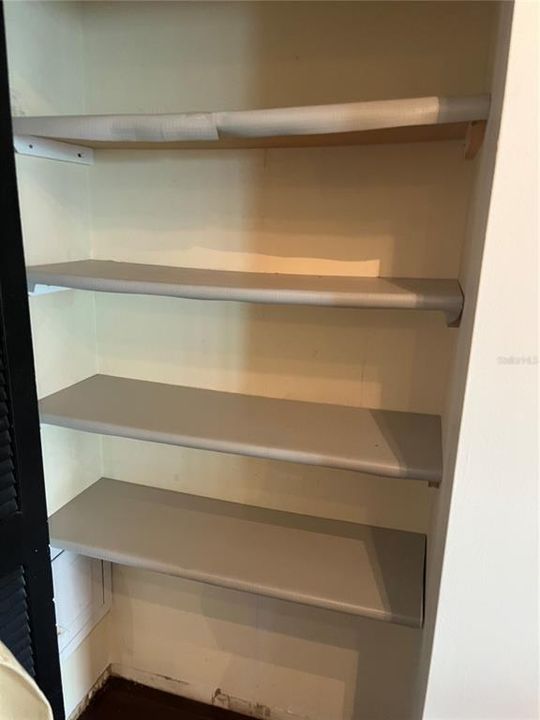 For Rent: $2,300 (1 beds, 1 baths, 840 Square Feet)