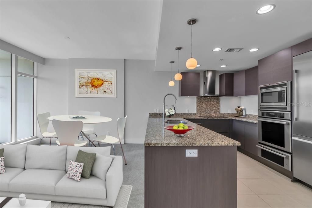 For Rent: $4,200 (1 beds, 1 baths, 859 Square Feet)