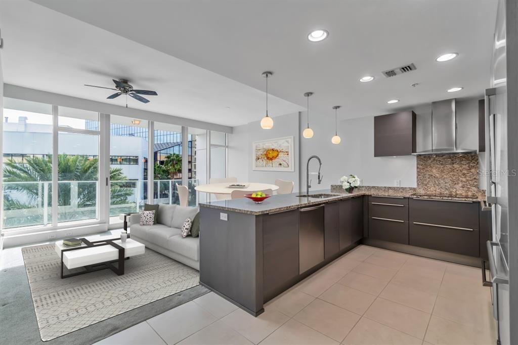 For Rent: $4,200 (1 beds, 1 baths, 859 Square Feet)