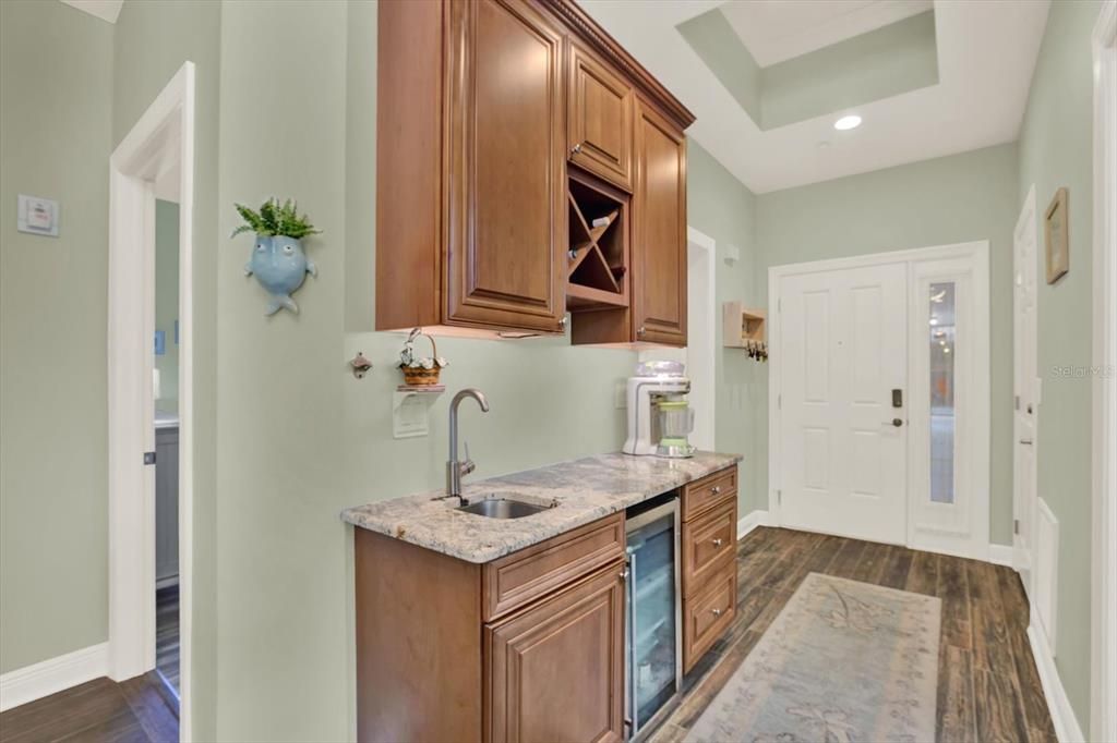 For Sale: $1,099,000 (3 beds, 3 baths, 1868 Square Feet)