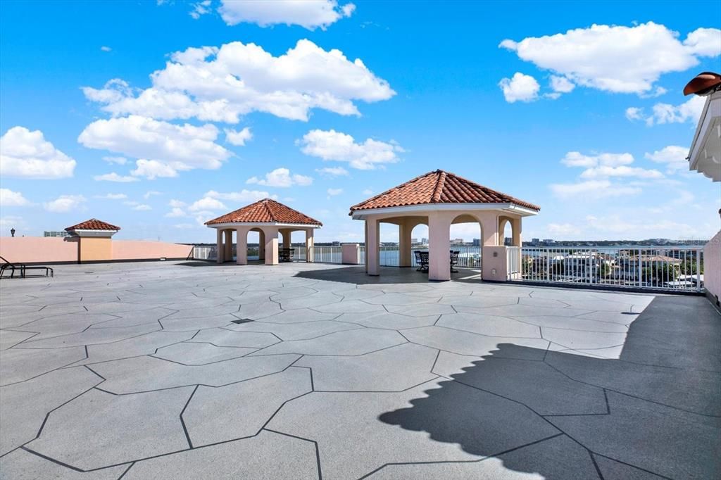 For Sale: $1,099,000 (3 beds, 3 baths, 1868 Square Feet)