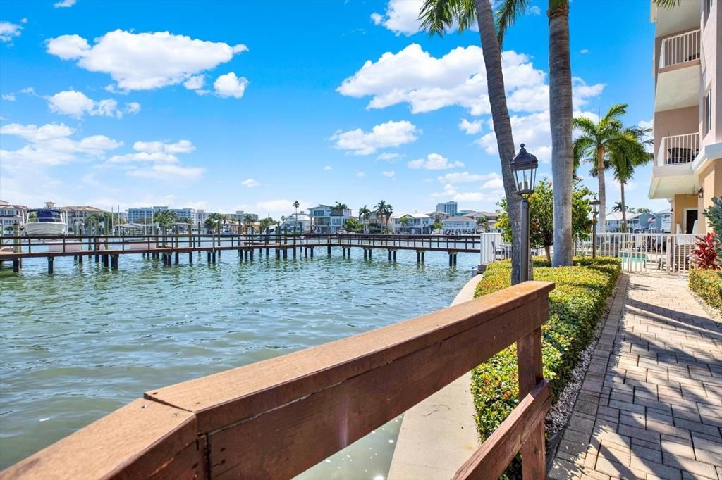 For Sale: $1,099,000 (3 beds, 3 baths, 1868 Square Feet)