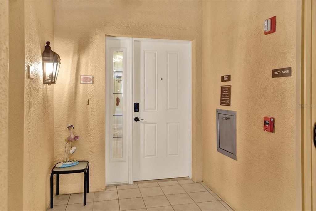 For Sale: $1,099,000 (3 beds, 3 baths, 1868 Square Feet)