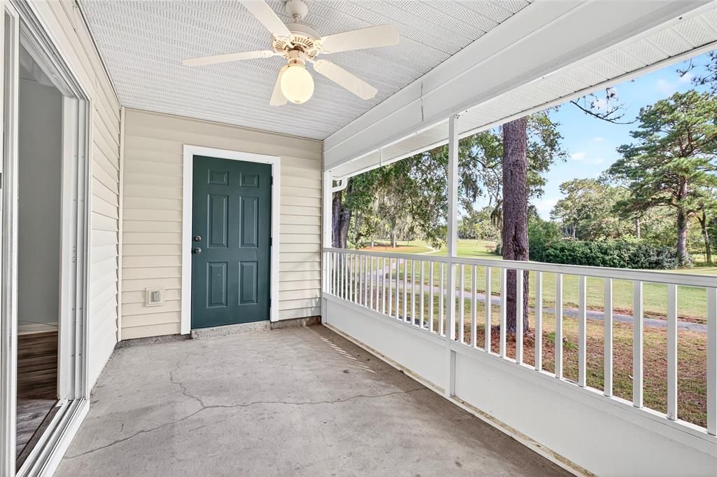 待售: $205,000 (2 贝兹, 2 浴室, 1465 平方英尺)