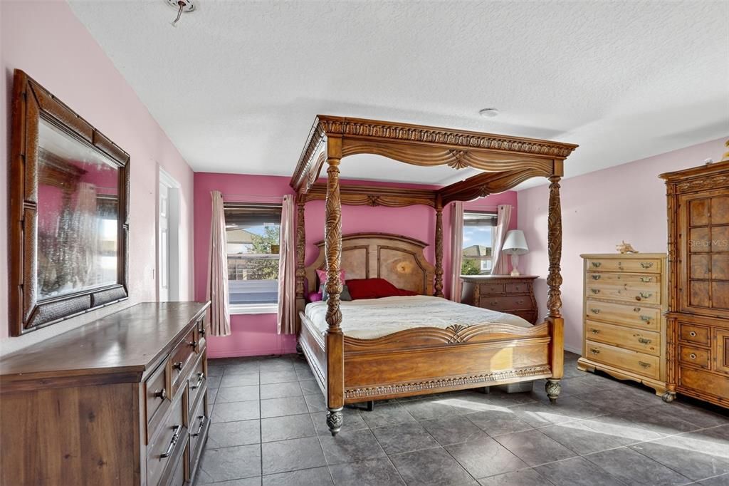 For Sale: $395,000 (3 beds, 2 baths, 2256 Square Feet)