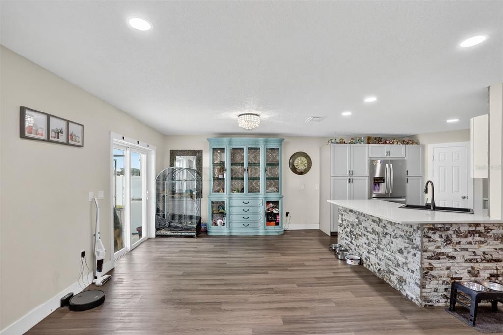 For Sale: $395,000 (3 beds, 2 baths, 2256 Square Feet)