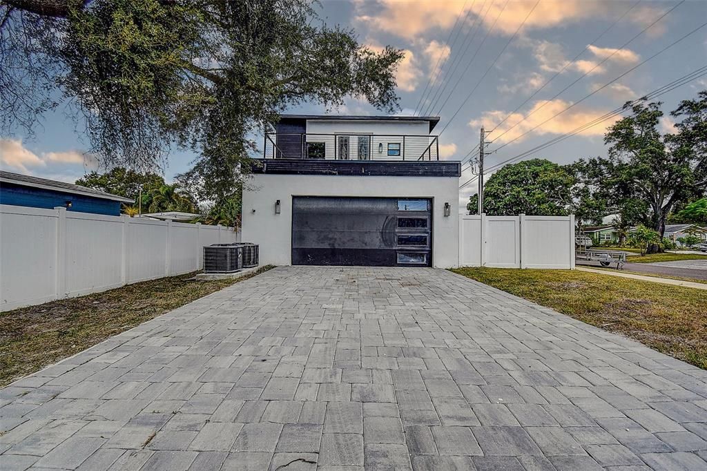 待售: $757,000 (4 贝兹, 2 浴室, 2234 平方英尺)