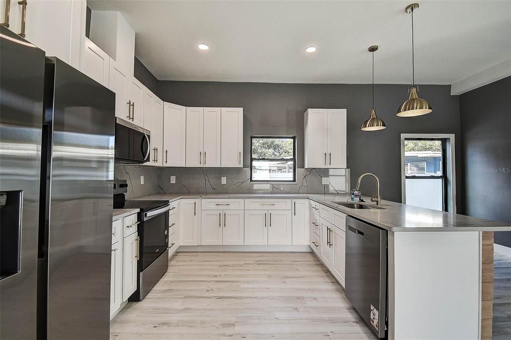 待售: $757,000 (4 贝兹, 2 浴室, 2234 平方英尺)