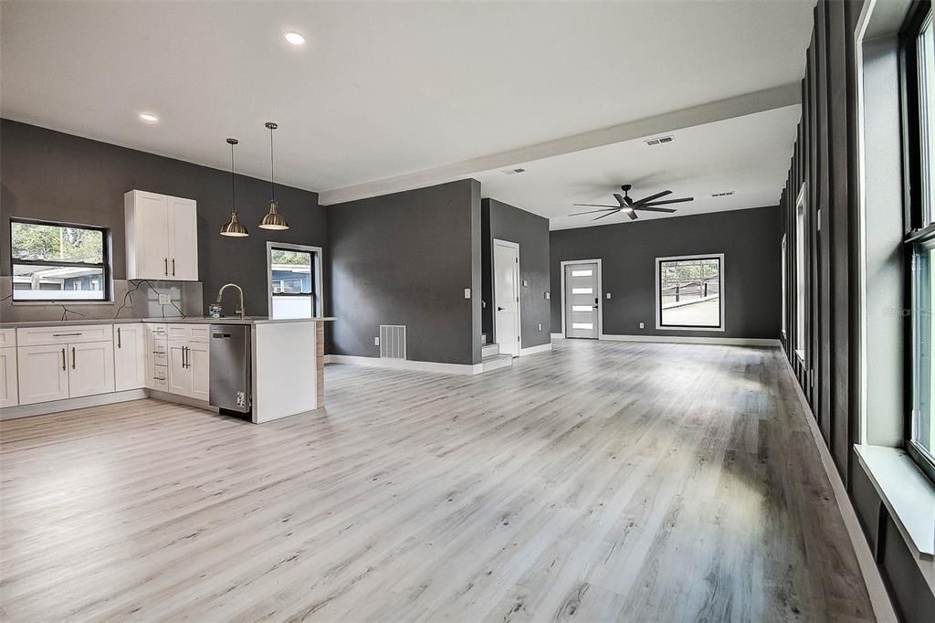 待售: $757,000 (4 贝兹, 2 浴室, 2234 平方英尺)