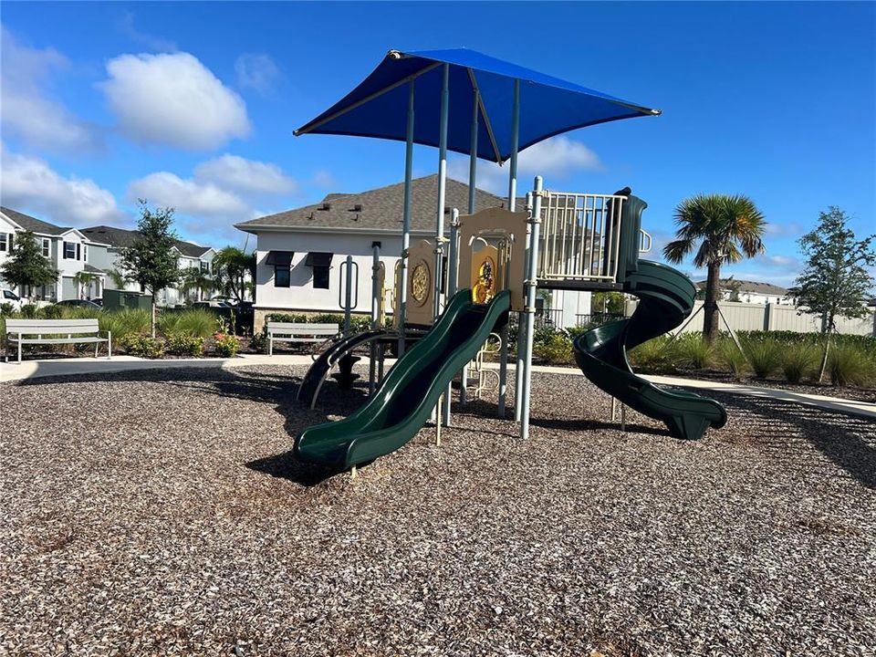 En Renta: $2,350 (3 camas, 2 baños, 1673 Pies cuadrados)