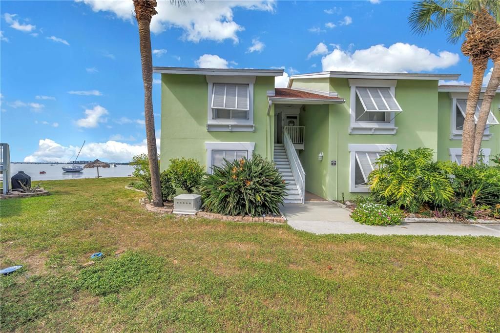 На продажу: $219,000 (1 спален, 1 ванн, 787 Квадратных фут)