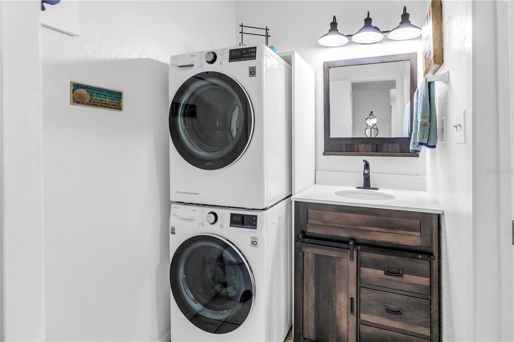 На продажу: $219,000 (1 спален, 1 ванн, 787 Квадратных фут)